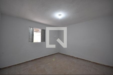Quarto de casa para alugar com 1 quarto, 100m² em Parque Novo Mundo, São Paulo