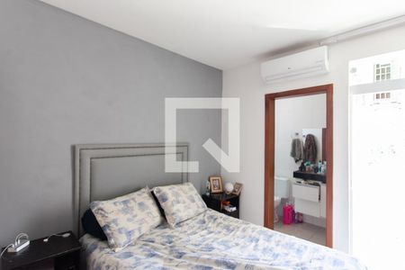 Suíte 1 de casa à venda com 2 quartos, 140m² em Santa Monica, Belo Horizonte