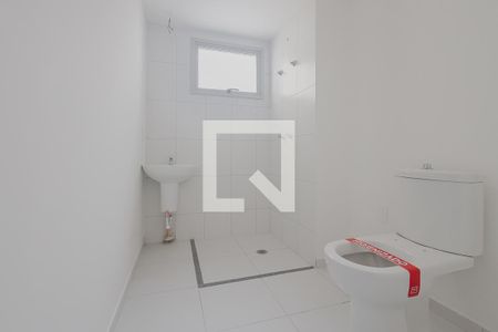 Banheiro de apartamento à venda com 1 quarto, 40m² em Pinheiros, São Paulo