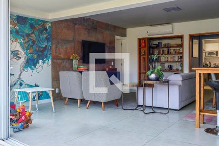 Sala de apartamento para alugar com 3 quartos, 237m² em Jardim do Salso, Porto Alegre