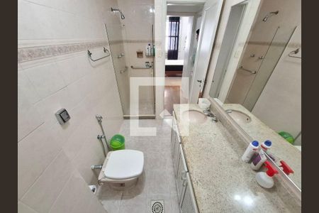 Banheiro de apartamento à venda com 2 quartos, 62m² em Glória, Rio de Janeiro