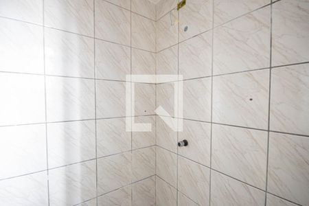 Banheiro de casa para alugar com 1 quarto, 40m² em Jardim Virginia Bianca, São Paulo