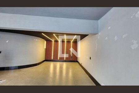 Casa à venda com 4 quartos, 262m² em Jardim Bela Vista, Santo André