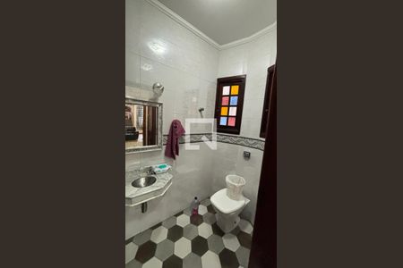 Lavabo de casa para alugar com 3 quartos, 230m² em Vila Pires, Santo André