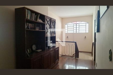 Foto 07 de casa à venda com 7 quartos, 305m² em Castelo, Belo Horizonte