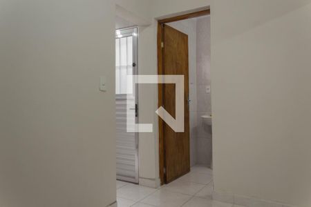Sala/Cozinha de casa para alugar com 1 quarto, 48m² em Vila Alves Dias, São Bernardo do Campo