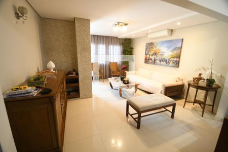 Sala de casa para alugar com 3 quartos, 210m² em Chácara da Barra, Campinas