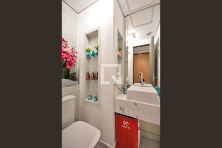 Lavabo de apartamento para alugar com 1 quarto, 45m² em Jardim Londrina, São Paulo