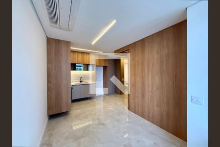 Sala  de apartamento para alugar com 2 quartos, 58m² em Santo Amaro, São Paulo