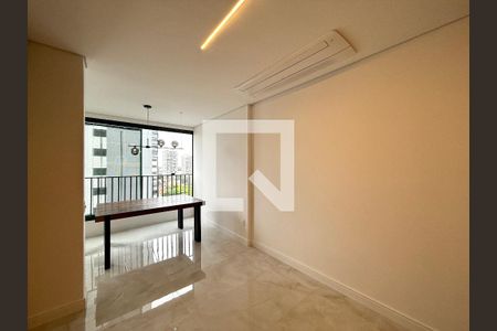 Sala  de apartamento para alugar com 2 quartos, 58m² em Santo Amaro, São Paulo