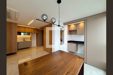 Sala  de apartamento para alugar com 2 quartos, 58m² em Santo Amaro, São Paulo