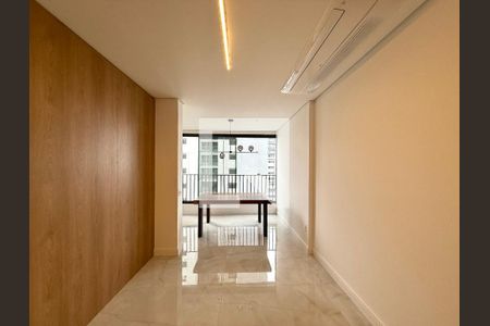 Sala  de apartamento para alugar com 2 quartos, 58m² em Santo Amaro, São Paulo