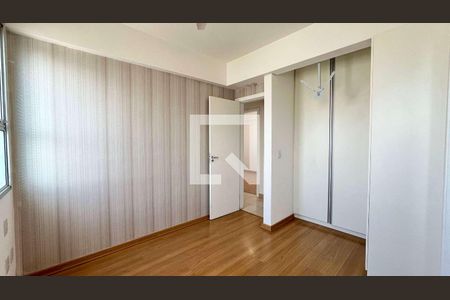 Apartamento à venda com 3 quartos, 130m² em Palmeiras, Belo Horizonte