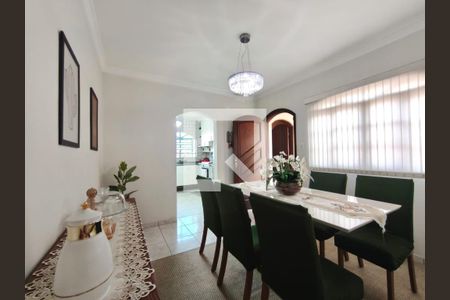 Sala de Jantar de casa à venda com 4 quartos, 250m² em Vila Granada, São Paulo