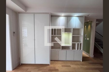 Sala de apartamento à venda com 2 quartos, 133m² em Pinheiros, São Paulo