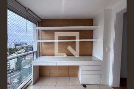 Sacada de apartamento à venda com 2 quartos, 133m² em Pinheiros, São Paulo