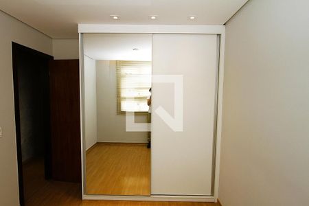 Quarto 2 de apartamento para alugar com 3 quartos, 75m² em Calafate, Belo Horizonte