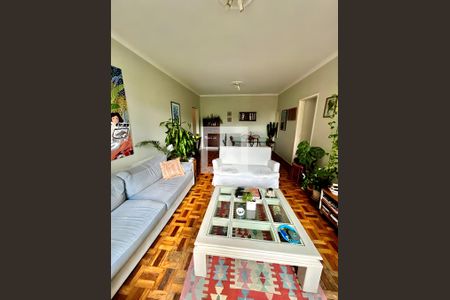 Sala de apartamento à venda com 3 quartos, 130m² em Higienópolis, São Paulo