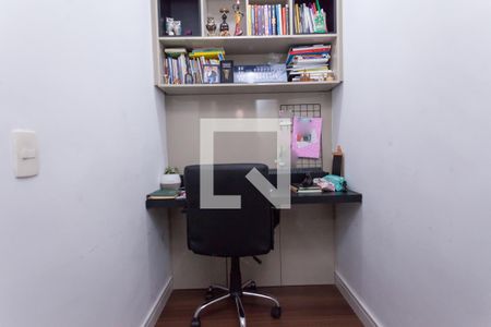 Escritório de apartamento à venda com 2 quartos, 60m² em Castelo, Belo Horizonte