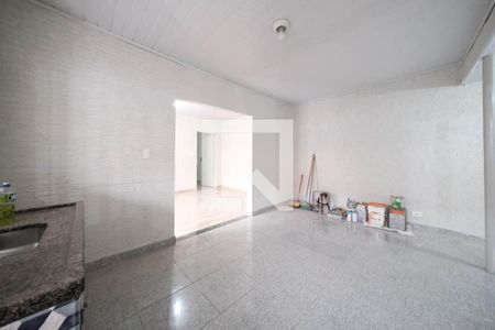 Sala/Cozinha de casa para alugar com 2 quartos, 62m² em Vila Nhocuné, São Paulo