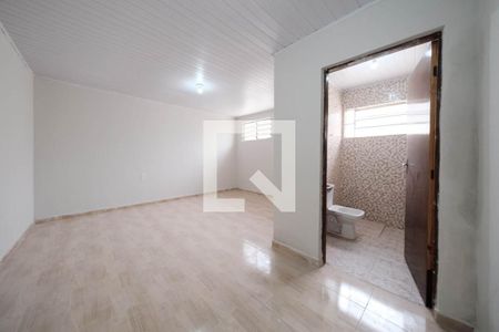 Suíte de casa para alugar com 2 quartos, 62m² em Vila Nhocuné, São Paulo