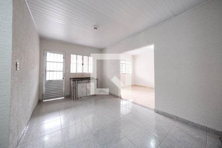 Sala/Cozinha de casa para alugar com 2 quartos, 62m² em Vila Nhocuné, São Paulo