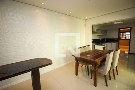 Varanda de casa à venda com 3 quartos, 145m² em Tristeza, Porto Alegre