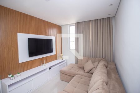 Sala de TV de apartamento à venda com 2 quartos, 126m² em Cabral, Contagem