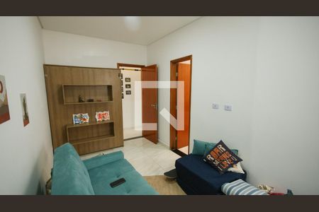 Suíte 1 de casa para alugar com 2 quartos, 70m² em Vila Caiçara, Praia Grande