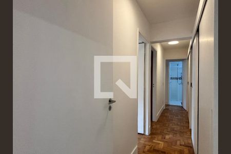 Corredor de apartamento para alugar com 3 quartos, 105m² em Indianópolis, São Paulo