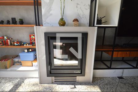 Sala - Lareira de apartamento à venda com 3 quartos, 200m² em São João, Porto Alegre