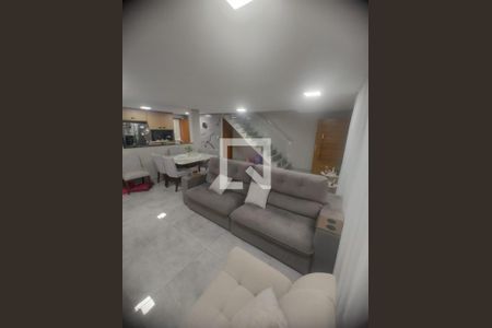 Casa à venda com 3 quartos, 241m² em Vila Junqueira, Santo André