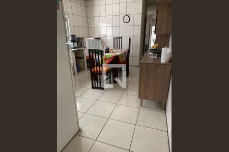 Casa à venda com 2 quartos, 199m² em Vila Homero Thon, Santo André