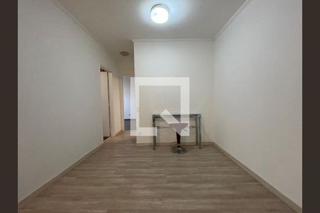 Sala de apartamento à venda com 2 quartos, 70m² em Vila Butantã, São Paulo