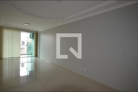 Sala de apartamento para alugar com 3 quartos, 108m² em Vila Valqueire, Rio de Janeiro