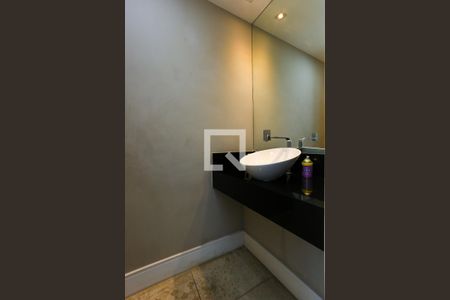 Lavabo de apartamento à venda com 3 quartos, 177m² em Jardim Colombo, São Paulo