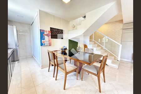 Apartamento à venda com 4 quartos, 240m² em Buritis, Belo Horizonte