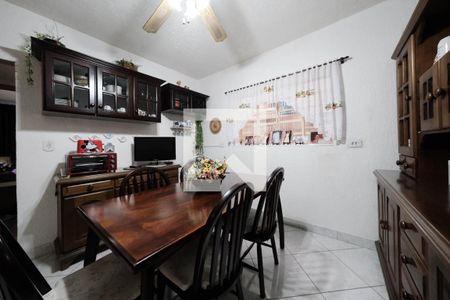 Sala de Jantar de casa para alugar com 2 quartos, 210m² em Jardim Danfer, São Paulo