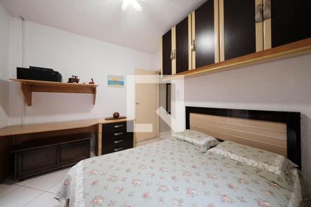 Quarto 1 de casa para alugar com 2 quartos, 210m² em Jardim Danfer, São Paulo