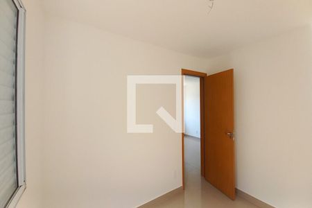 Quarto 1 de apartamento para alugar com 2 quartos, 44m² em Vila Satúrnia, Campinas