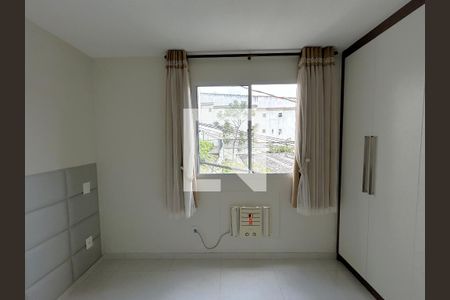 Quarto 1 de apartamento para alugar com 2 quartos, 40m² em Cascadura, Rio de Janeiro