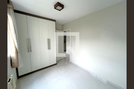 Quarto 1 de apartamento para alugar com 2 quartos, 40m² em Cascadura, Rio de Janeiro