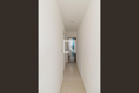 Corredor de apartamento para alugar com 2 quartos, 39m² em Vila Sao Geraldo, São Paulo