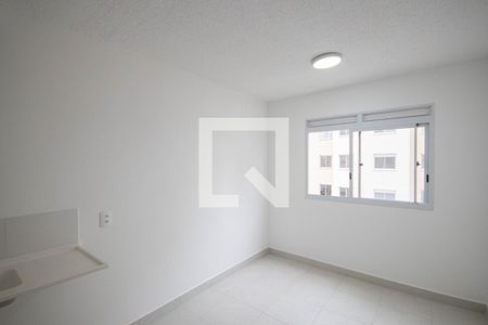 Sala/Cozinha de apartamento para alugar com 2 quartos, 32m² em Parque Novo Mundo, São Paulo