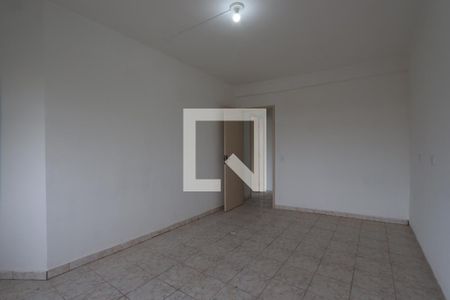 Quarto 1 de casa para alugar com 2 quartos, 60m² em Jardim Rodolfo Pirani, São Paulo