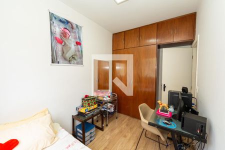 Quarto 1 de apartamento para alugar com 2 quartos, 81m² em Buritis, Belo Horizonte