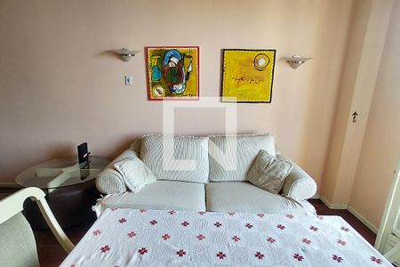 Sala de apartamento para alugar com 3 quartos, 99m² em Floresta, Porto Alegre