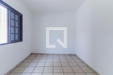 Quarto 1 de casa para alugar com 2 quartos, 100m² em Parque Ipe, São Paulo
