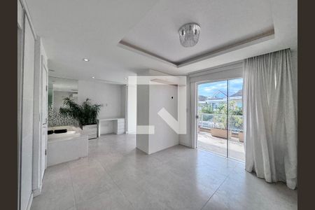 Suíte 1 de casa de condomínio para alugar com 5 quartos, 350m² em Recreio dos Bandeirantes, Rio de Janeiro