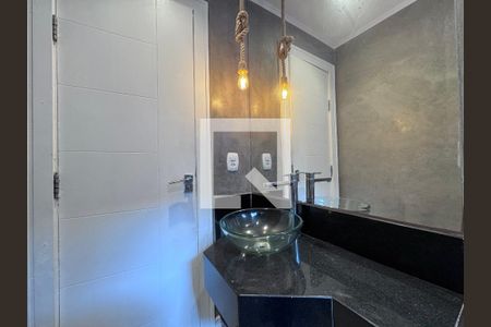 Lavabo de casa de condomínio para alugar com 5 quartos, 350m² em Recreio dos Bandeirantes, Rio de Janeiro